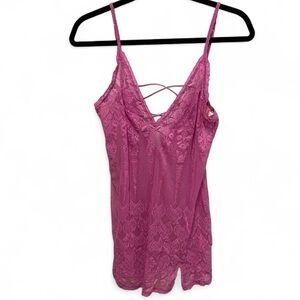 Y2K Victoria’s Secret Pink Patterned Lace Lingerie Slip w/adjustable straps L